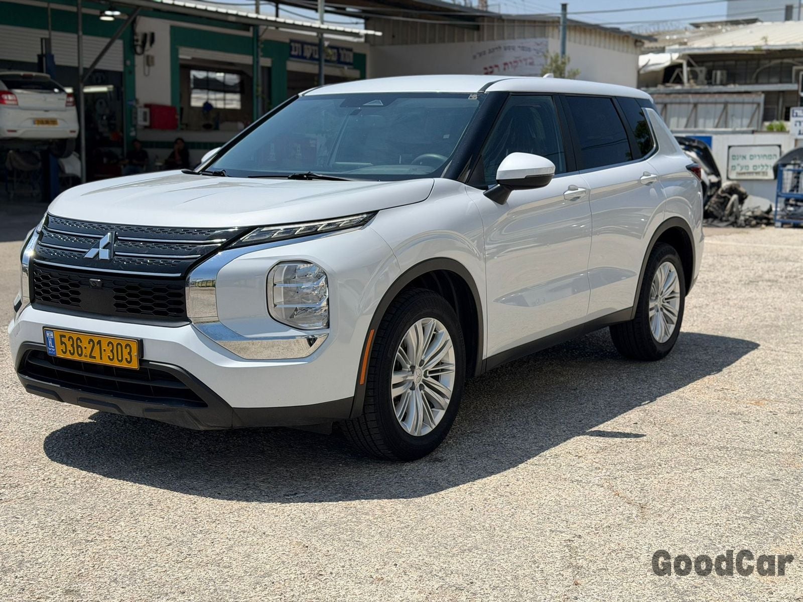 מיצובישי אאוטלנדר — תמונה 3 מתוך 8