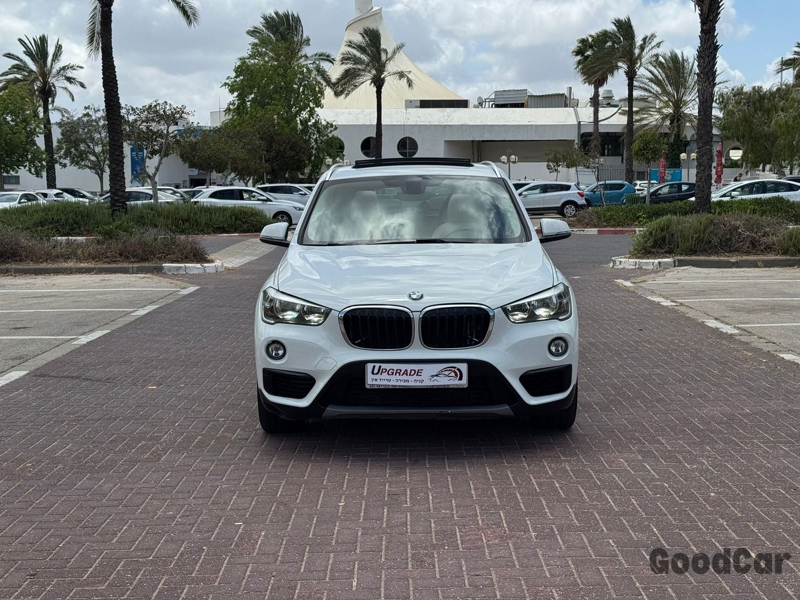 ב מ וו X1 — תמונה 8 מתוך 10