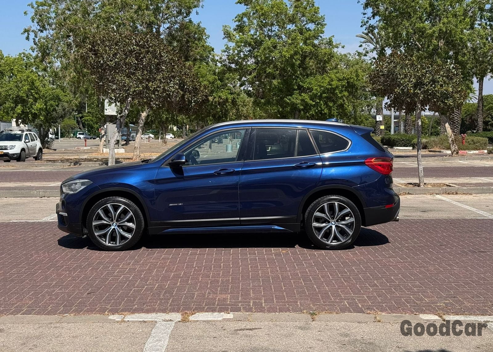 ב מ וו X1 — תמונה 3 מתוך 10