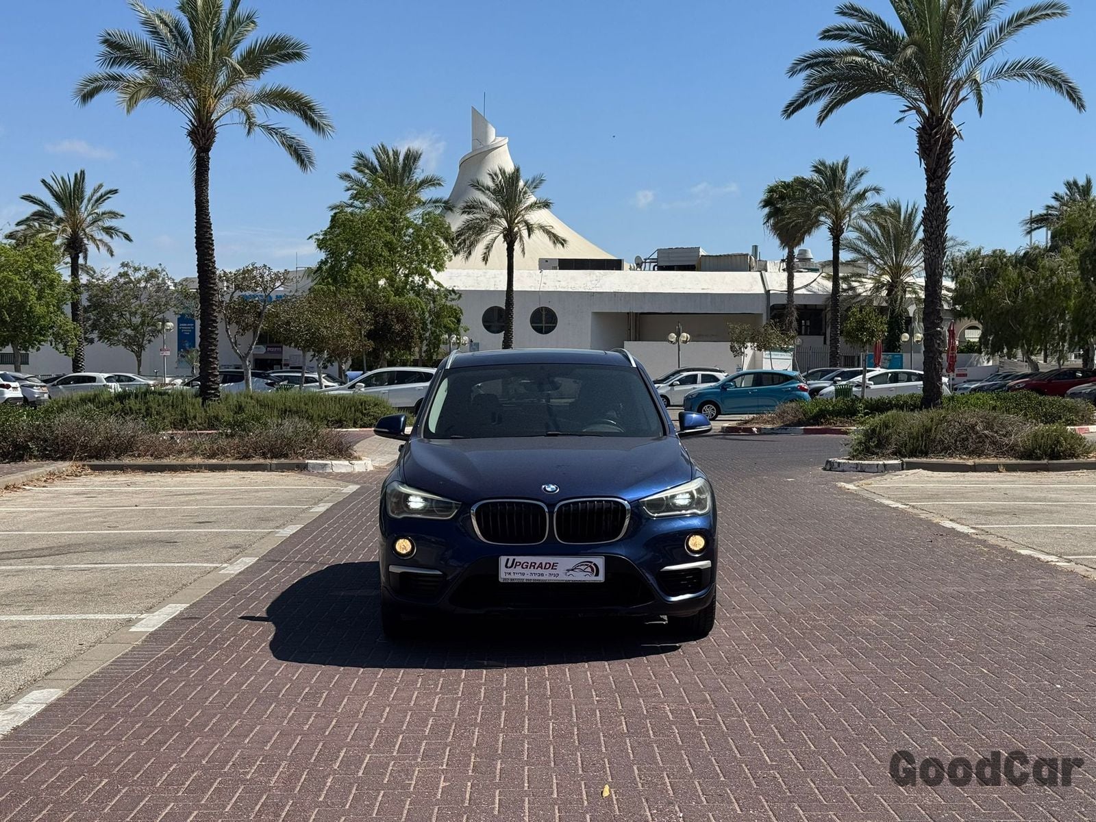 ב מ וו X1 — תמונה 8 מתוך 10