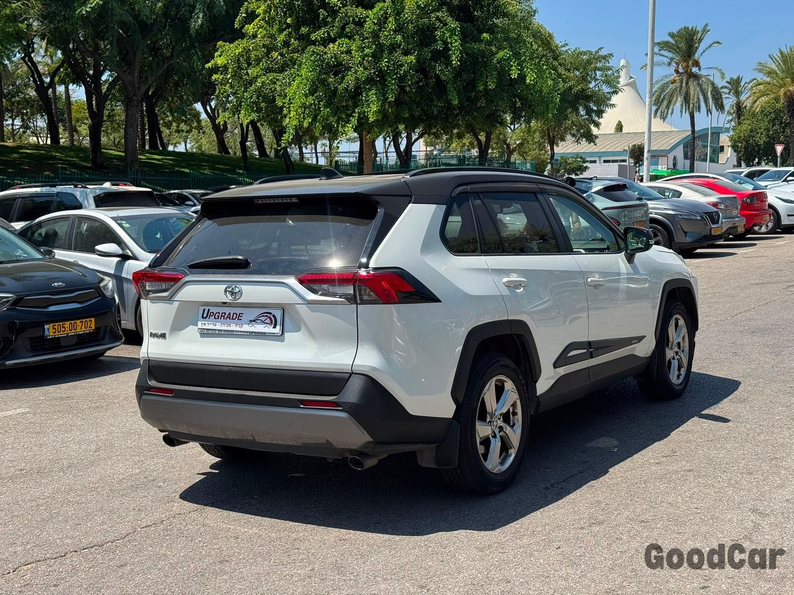 טויוטה RAV4 — תמונה 4 מתוך 10