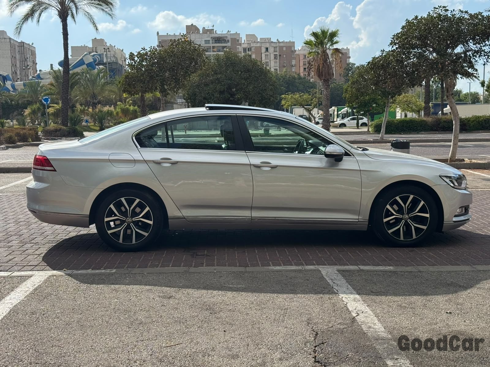 פולקסווגן פאסאט — תמונה 6 מתוך 10