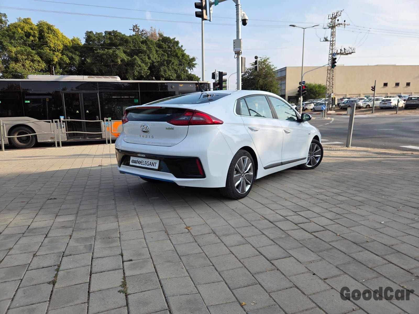 יונדאי איוניק — תמונה 3 מתוך 8