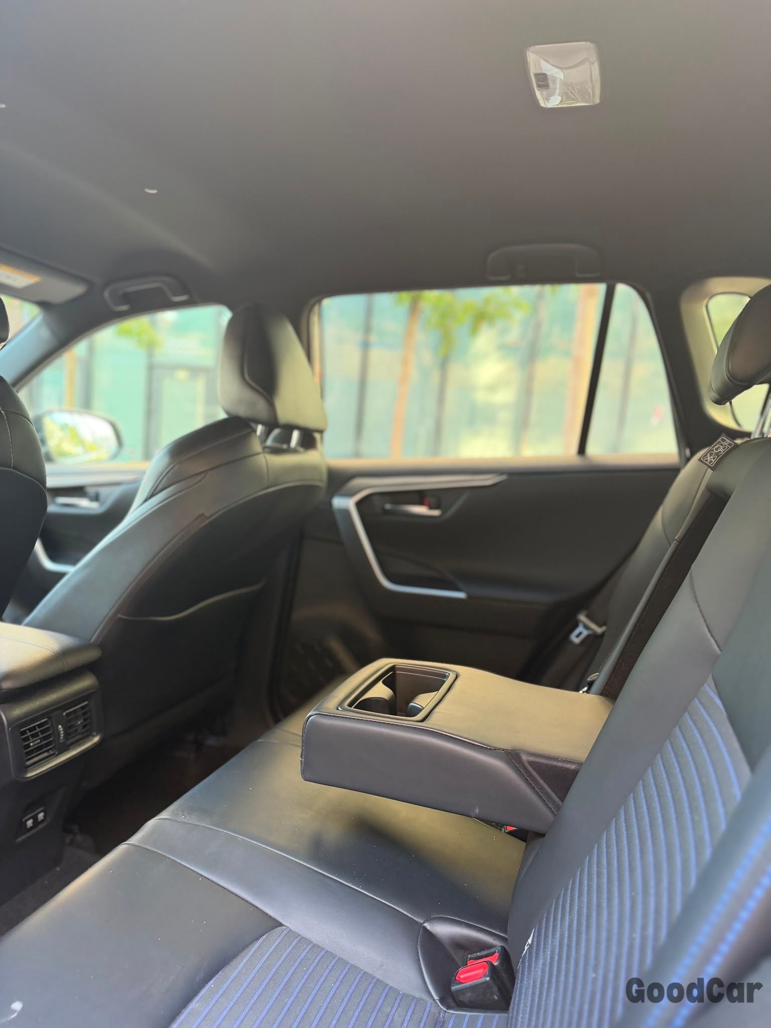 טויוטה RAV4 — תמונה 10 מתוך 10