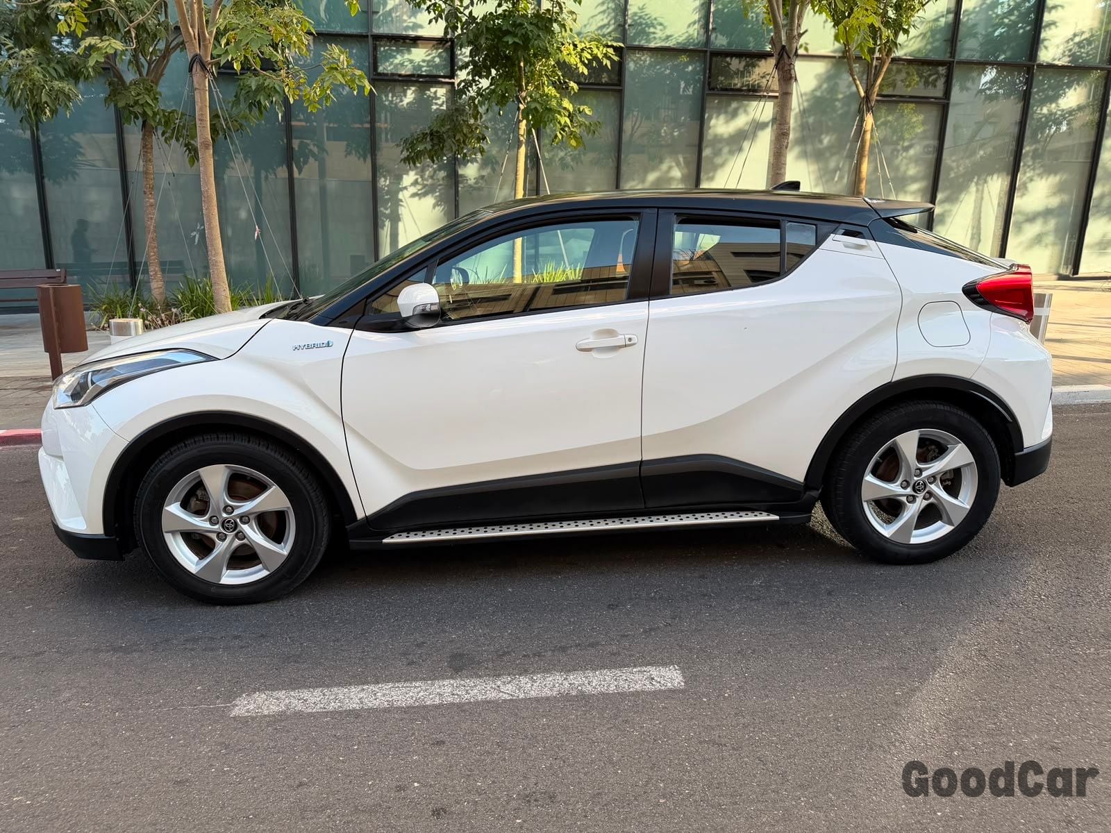 טויוטה C-HR — תמונה 7 מתוך 10