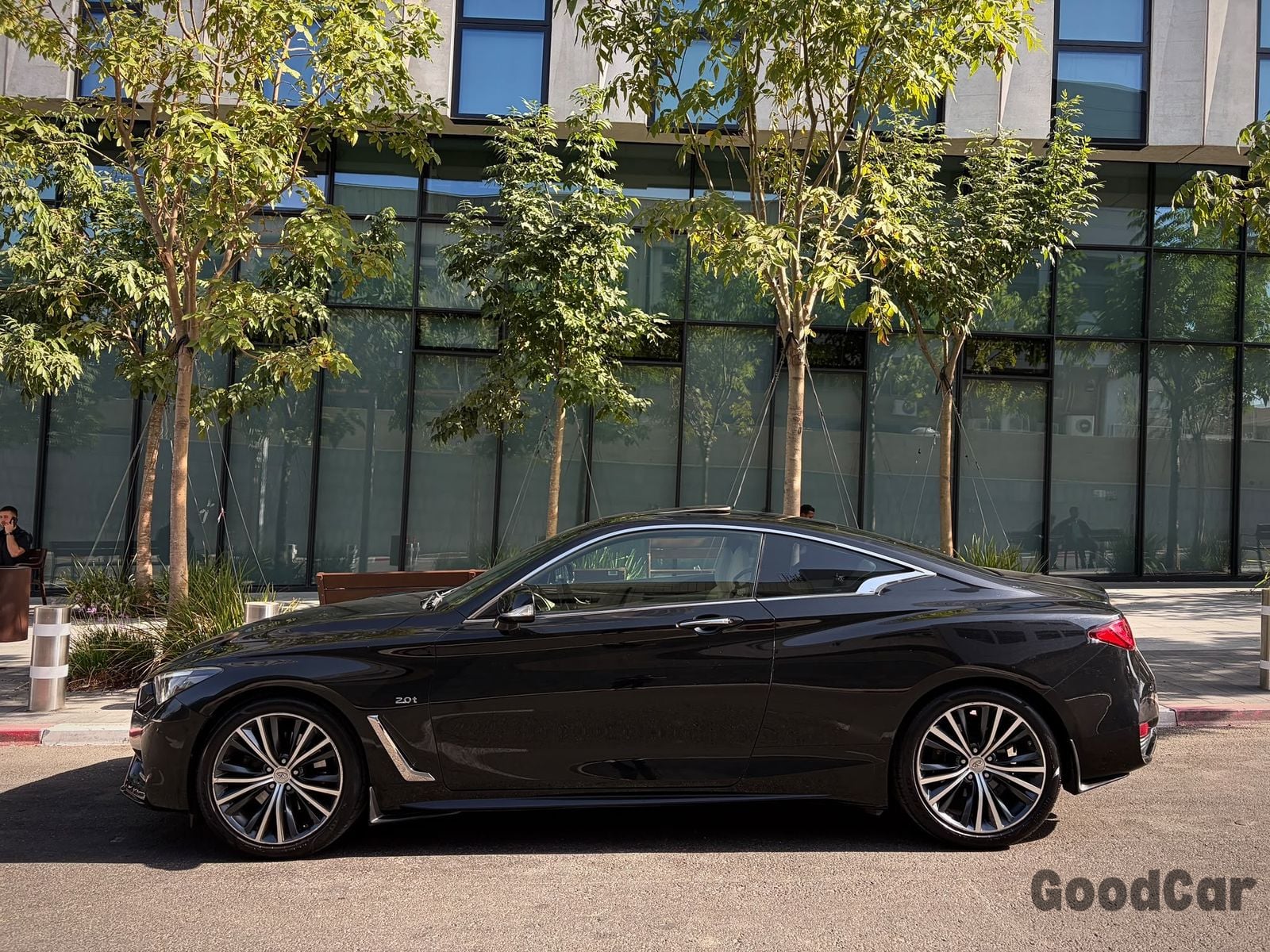 אינפיניטי Q60 — תמונה 6 מתוך 9