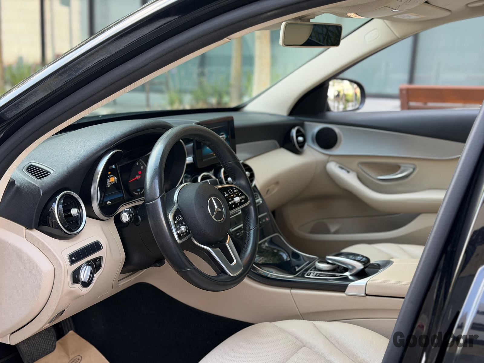 מרצדס-בנץ C-class — תמונה 7 מתוך 10